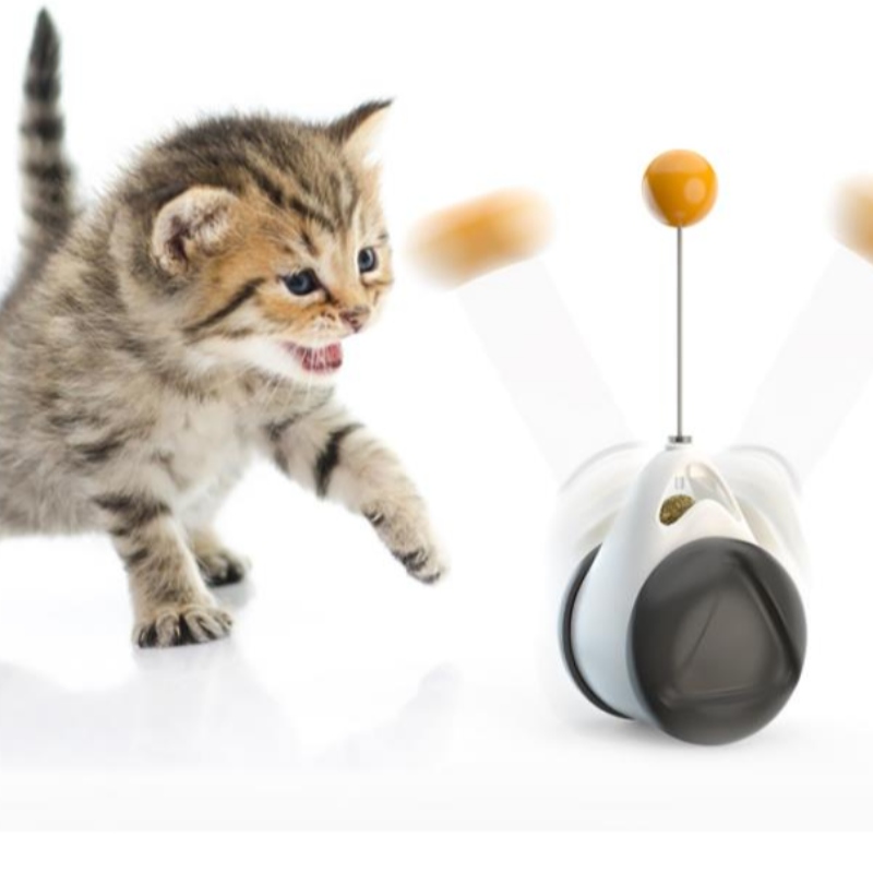 2021 New Cat Toy Chaser Balanced Cat Chasing Toy Interactive Kitten Swing Toy